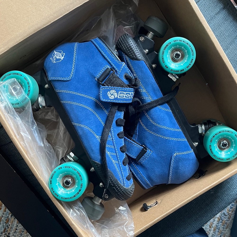 Bont Skate Co. ProStar Roller Derby Skates, Blue Suede Men’s 8.5